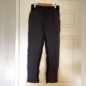 Lululemon Women’s Black Jogger Pants